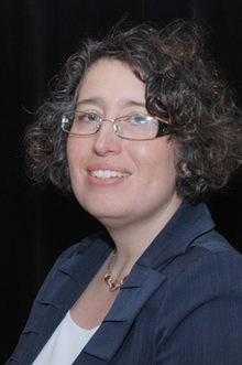 Carla Vandoni - Directrice des programmes de déficience intellectuelle, trouble du spectre de l'autisme et déficience physique (DI, TSA et DP)