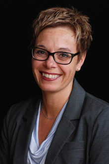 Julie Lauzon - Directrice adjointe - Réadaptation, hébergement et santé des adolescentes